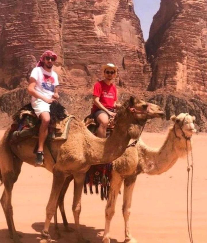Saleem With Jeep Tour Apartamento Wadi Rum Exterior foto