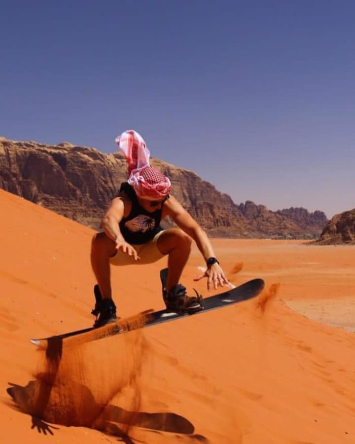 Saleem With Jeep Tour Apartamento Wadi Rum Exterior foto